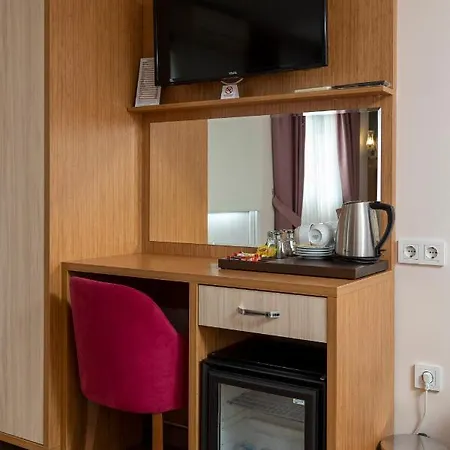 Hotel Black Pearl 3*