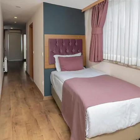 Black Pearl Hotel 3*