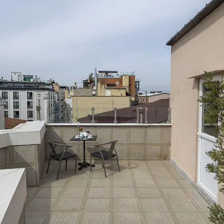 Black Pearl Hotel 3*