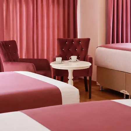 Hotel Black Pearl 3*