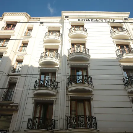 Black Pearl Hotel