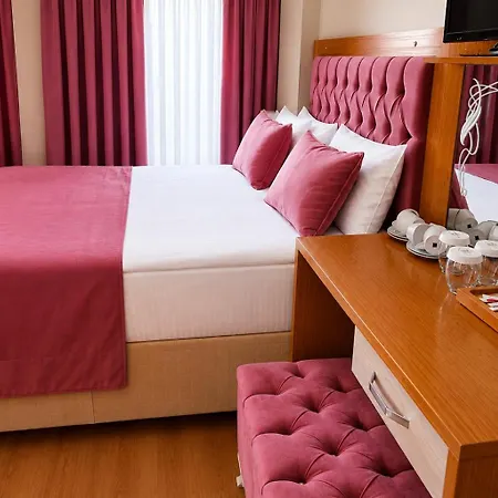 Hotel Black Pearl 3*